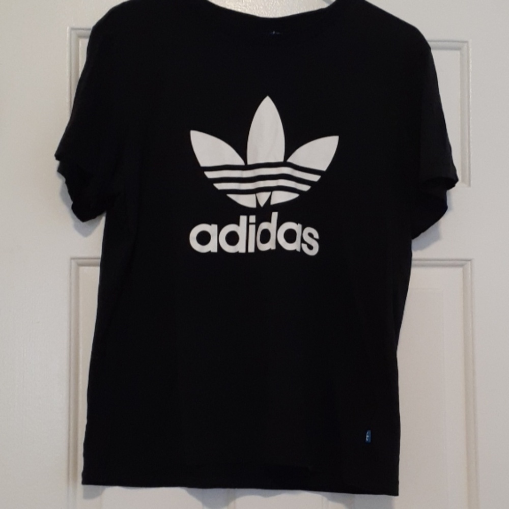 Adidas Shirt M